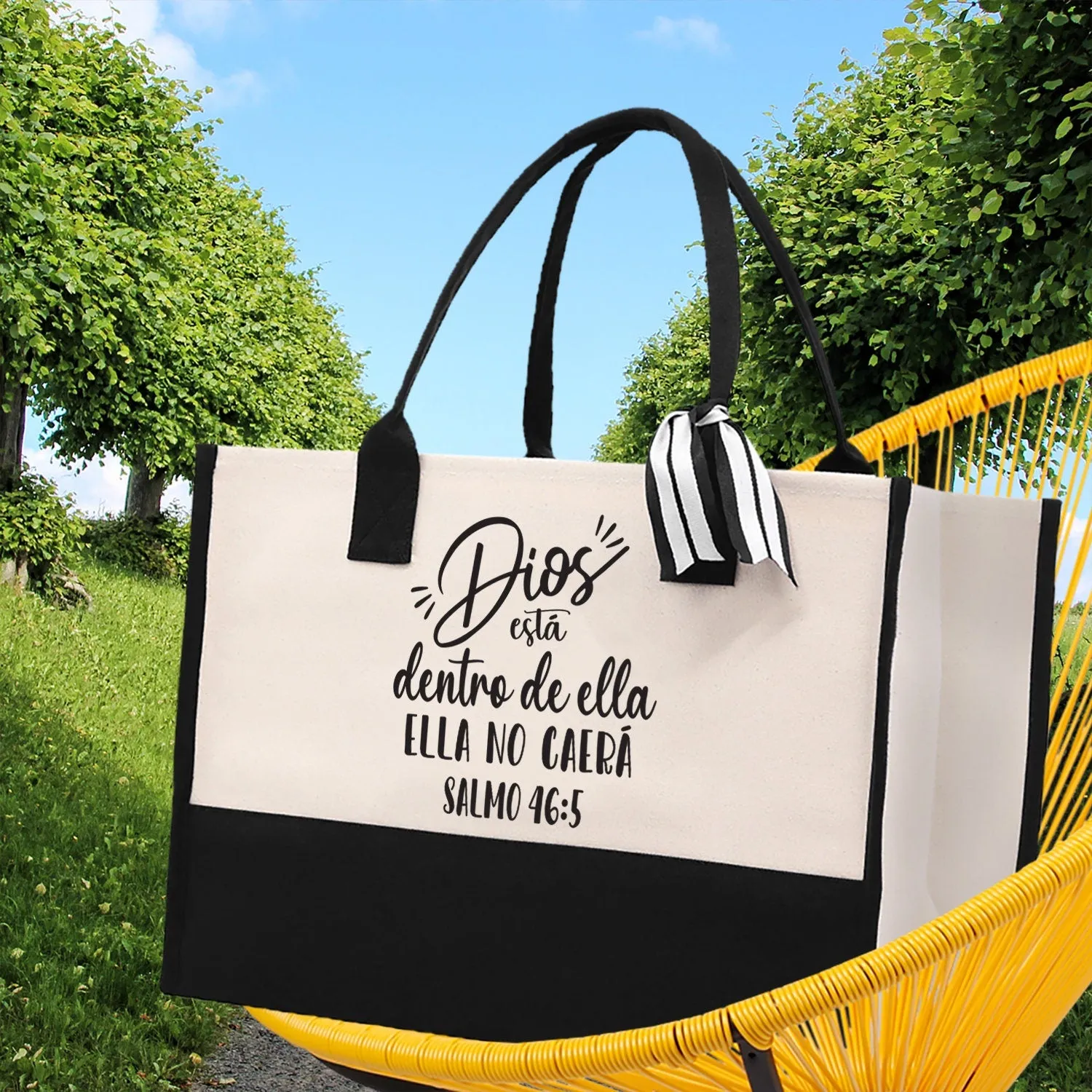 Dios Esta Dentro De Ella Ella No Caera Salmo 46:5 Religious Tote Bag for Women Bible Verse Canvas Tote Bag Religious Church Gifts