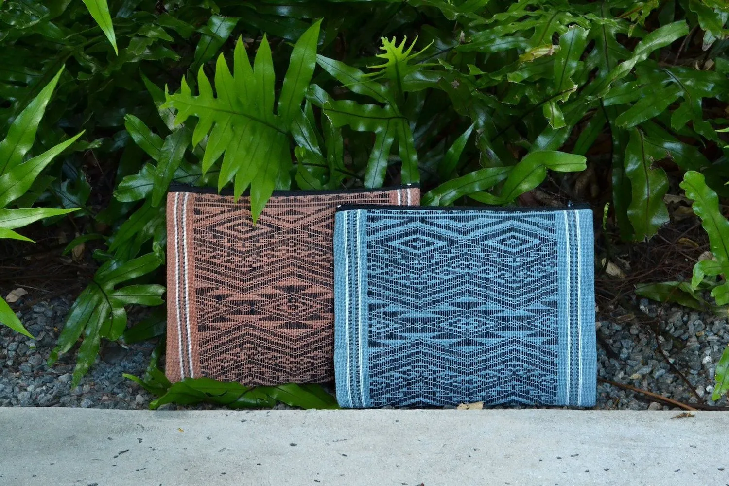 Ocean Tribal Clutch